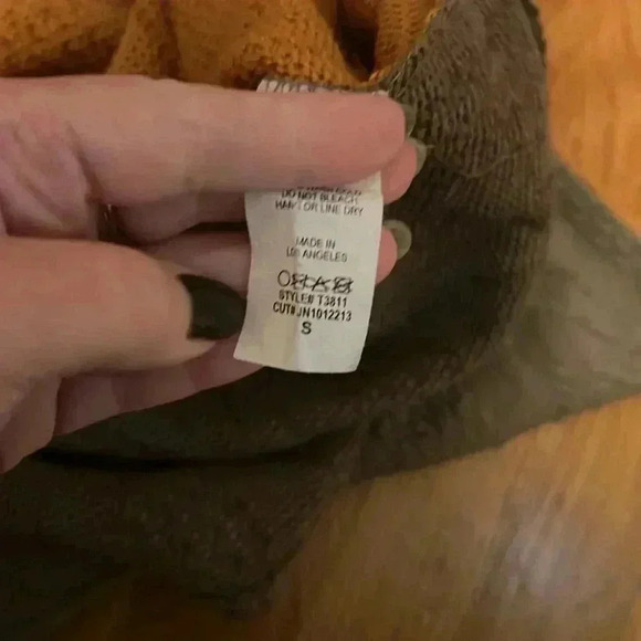 Now and Forever, open shoulder, Small - Picture 4 of 4